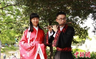 溶洞汉服穿搭图片男生，溶洞汉服穿搭图片男生