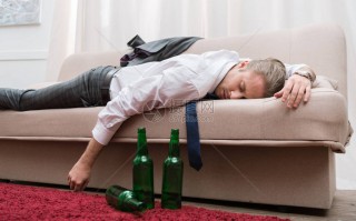 醉酒吓人恶搞视频，醉酒吓人恶搞视频大全